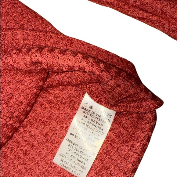 Paper Crane Orange Long Sleeve Tie Front Crop Top - Picture 5 of 6